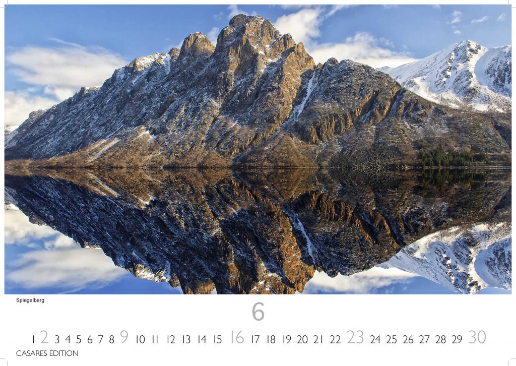 Hurtigruten - Wandkalender 2024 - 50 x 35 cm - CASARES fine art EDITION
