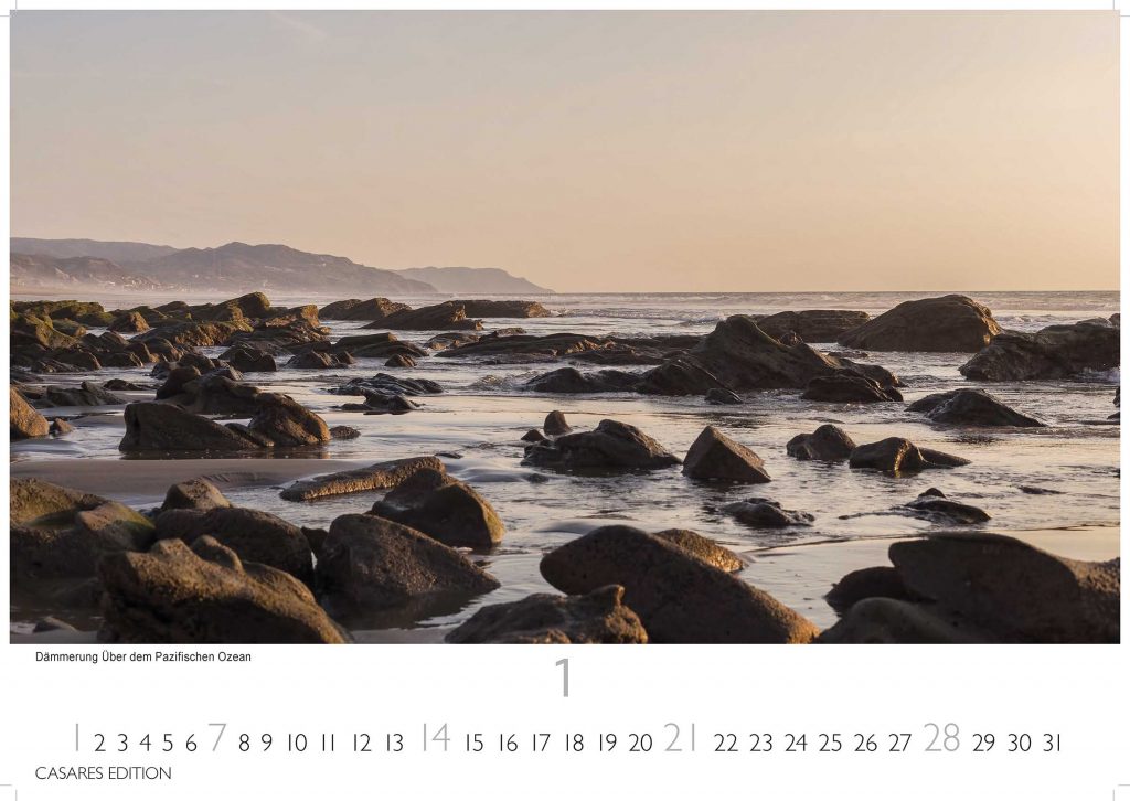 Nordisches Licht - Wandkalender 2024 - 50 x 35 cm - CASARES fine art EDITION