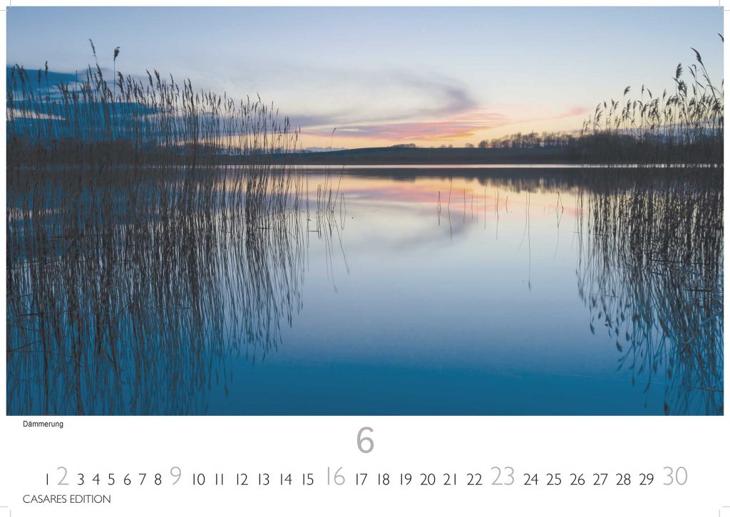Nordisches Licht - Wandkalender 2024 - 50 x 35 cm - CASARES fine art EDITION