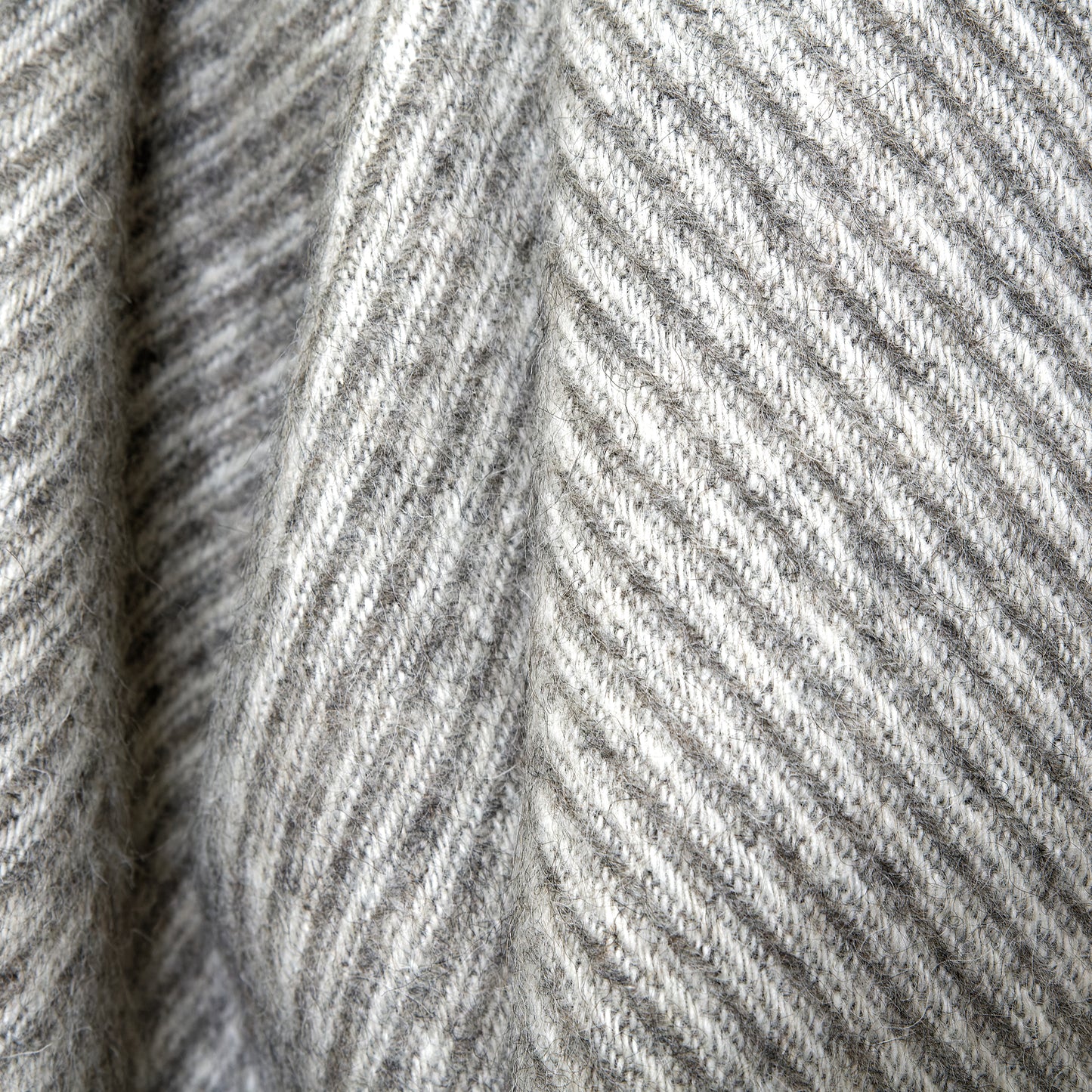 Napasoq - Wool blanket XXL - grey / natural white