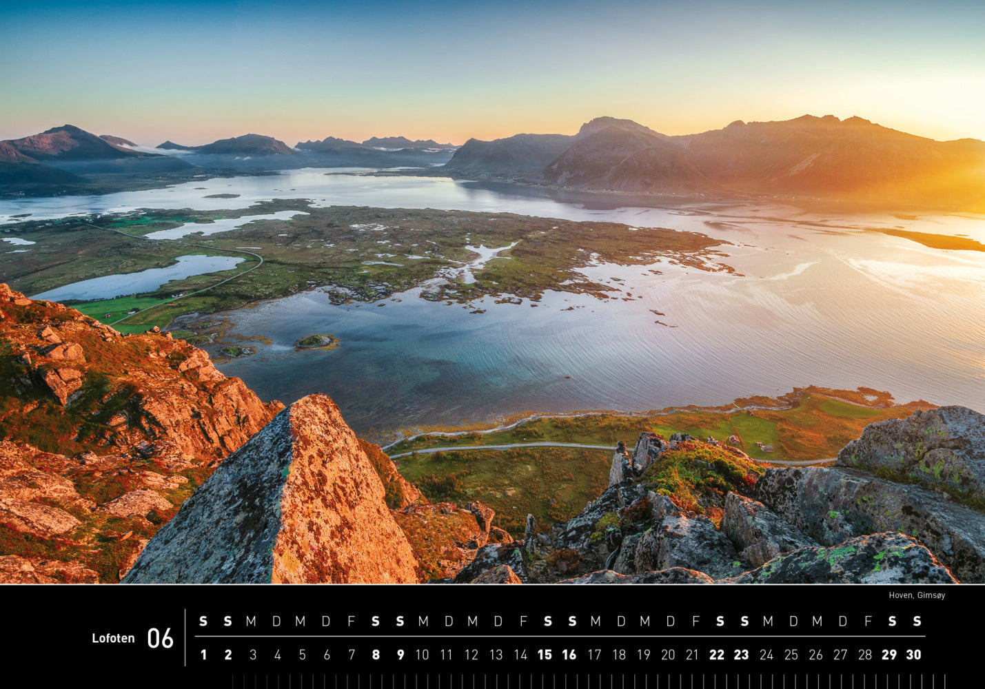 Lofoten - 360° Premium-Wandkalender 2024 - 50 x 35 cm - 360Grad Medien