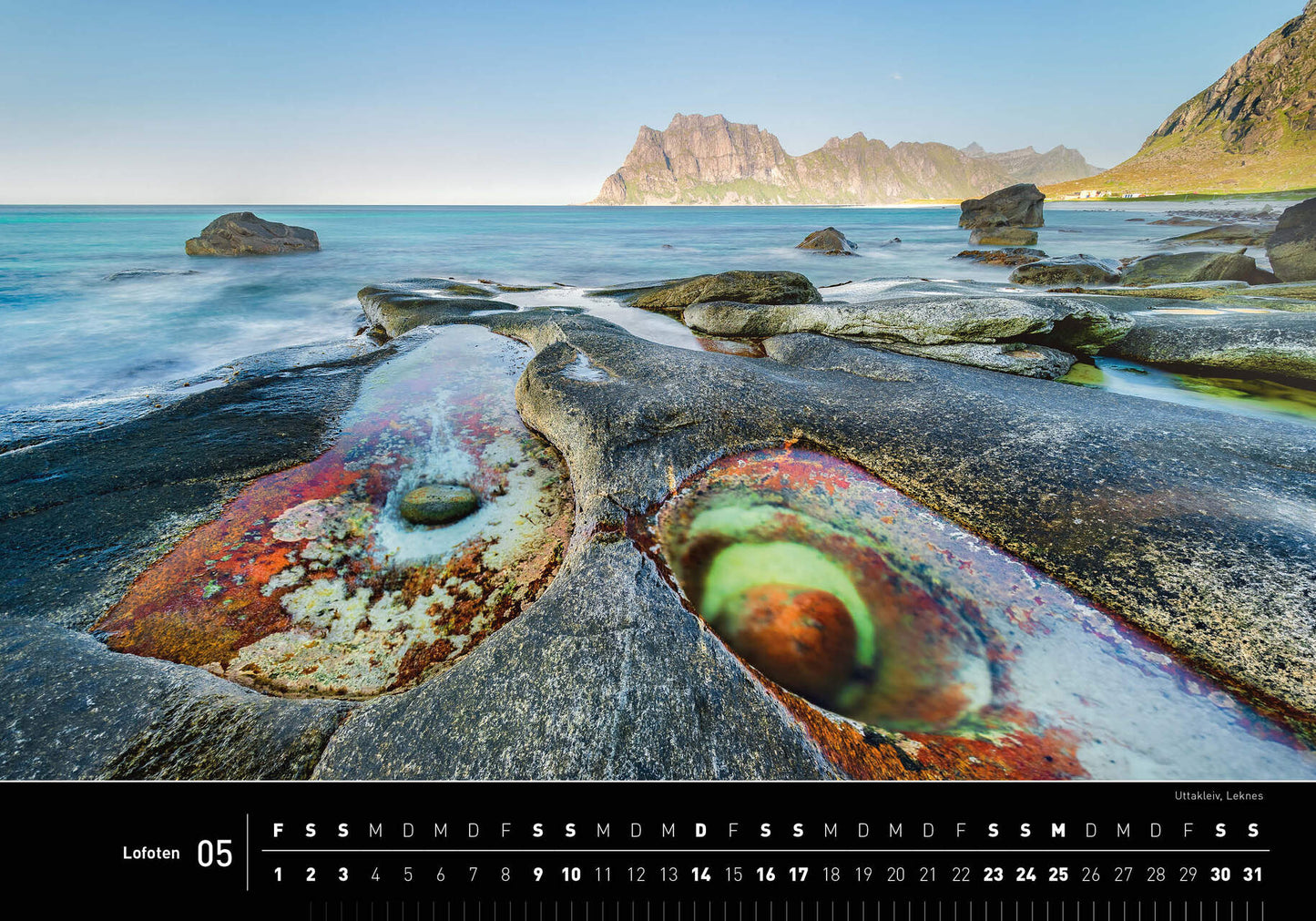 Lofoten - 360° Premium-Wandkalender 2026 - 50 x 35 cm - 360Grad Medien