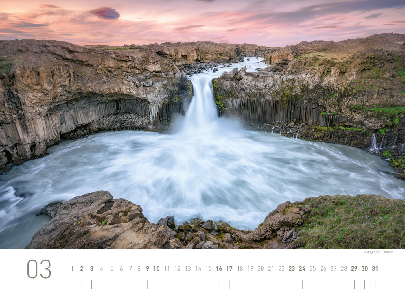 Island Exklusivkalender 2024 - 70 x 50 cm - 360Grad Medien