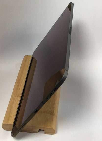 Tablet-Halter mit Elch- Holz