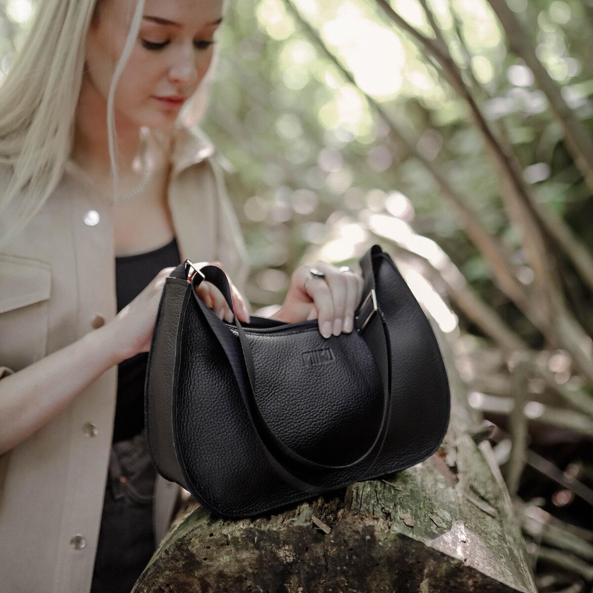 Rimma Elchleder-Umhängetasche - Schwarz - Miiko Design Oy