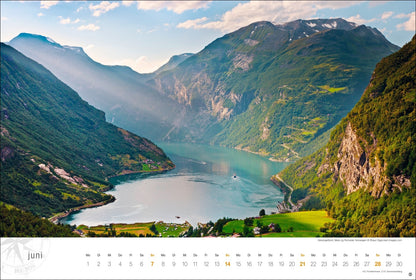 Hurtigruten Globetrotter - Wall Calendar 2026 - 58 x 39 cm - Heye Verlag