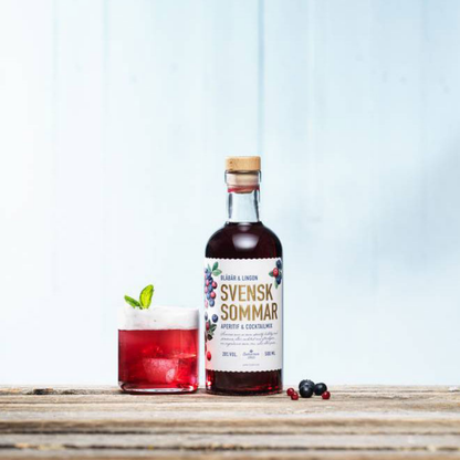 Saturnus Swedish Summer - Strawberry &amp; Rhubarb - 20% vol. - 500ml